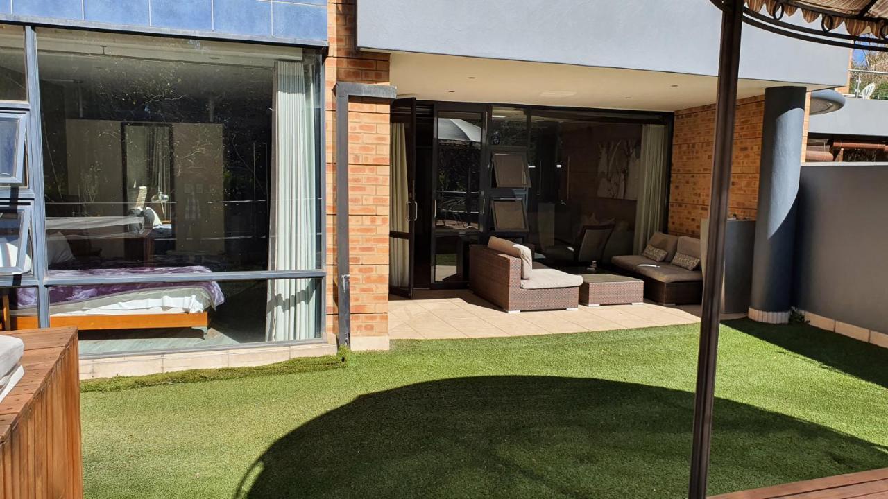 Zuri Residences At Ten Degrees Johannesburg Luaran gambar